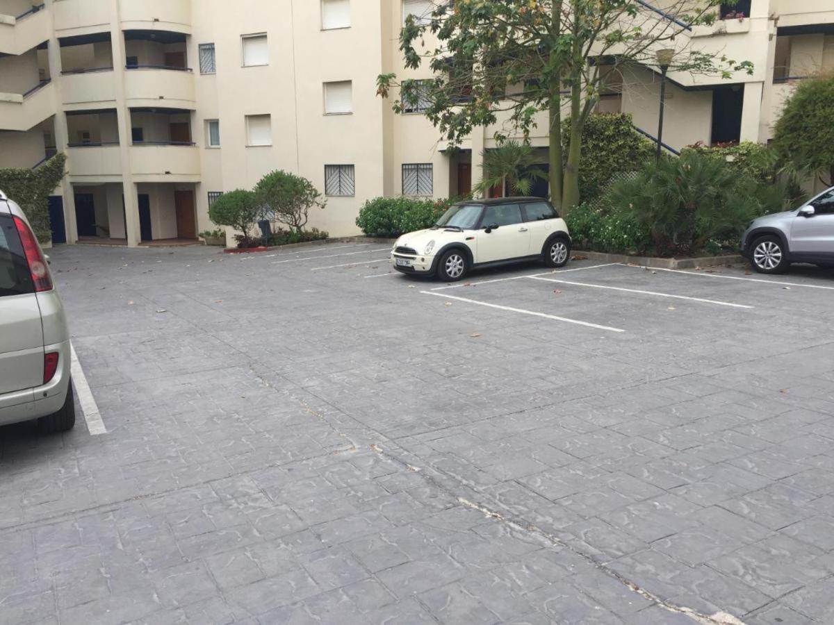 Ansa Beach Apartment - Cabopino, Marbella - Garden Level Exterior foto